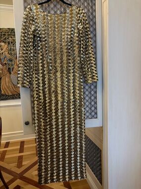 badgley mischka gold and silver sequin collared dress $650Badgley MischkaGold & Silver Sequin Ombre Collared DressNEW!